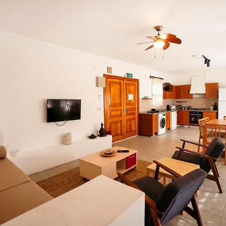 Villa Cedrus